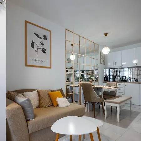 Cozy - Your Away From By Flat Mаnager Apartman *