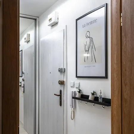 Cozy - Your Away From By Flat Mаnager Daire